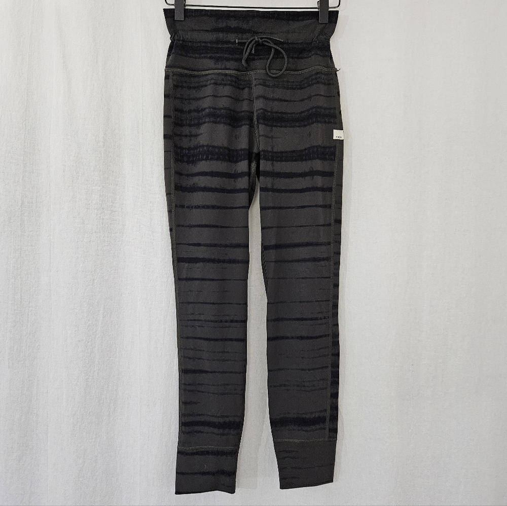 Vuori Front Tie Jogger in Green & Black Stripes Women's Size S